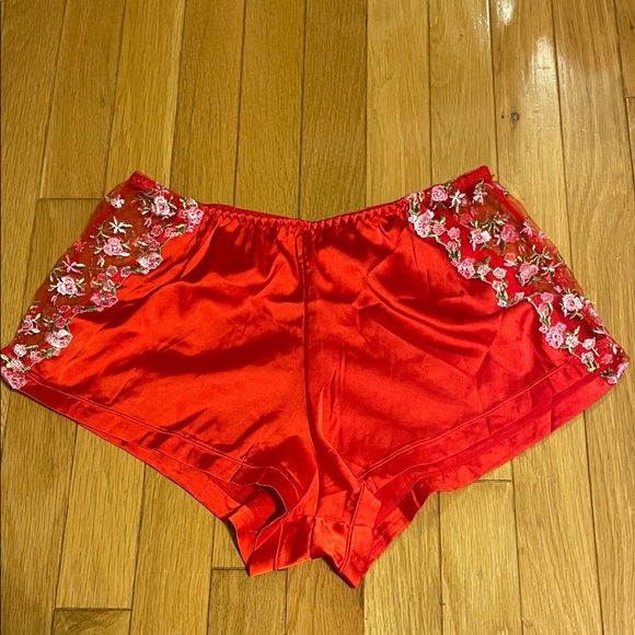Other - Red floral lace shorts